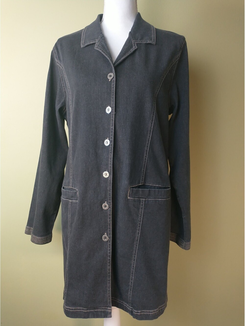 denim and company, Med Women's Tranche Coat, Metal Buttons, Front Pockets